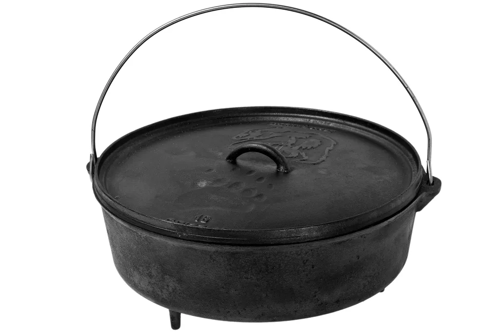 Camp Chef 16" Classic Dutch Oven