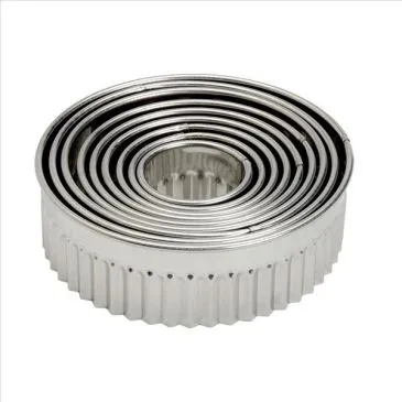 Découpoir rond cannelé de 9 emporte pièces Inox - LACOR