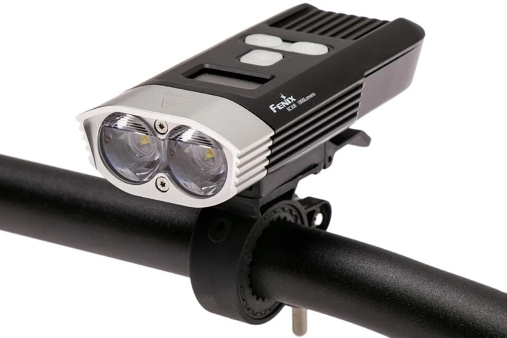Fenix BC30R, lampe à vélo rechargeable