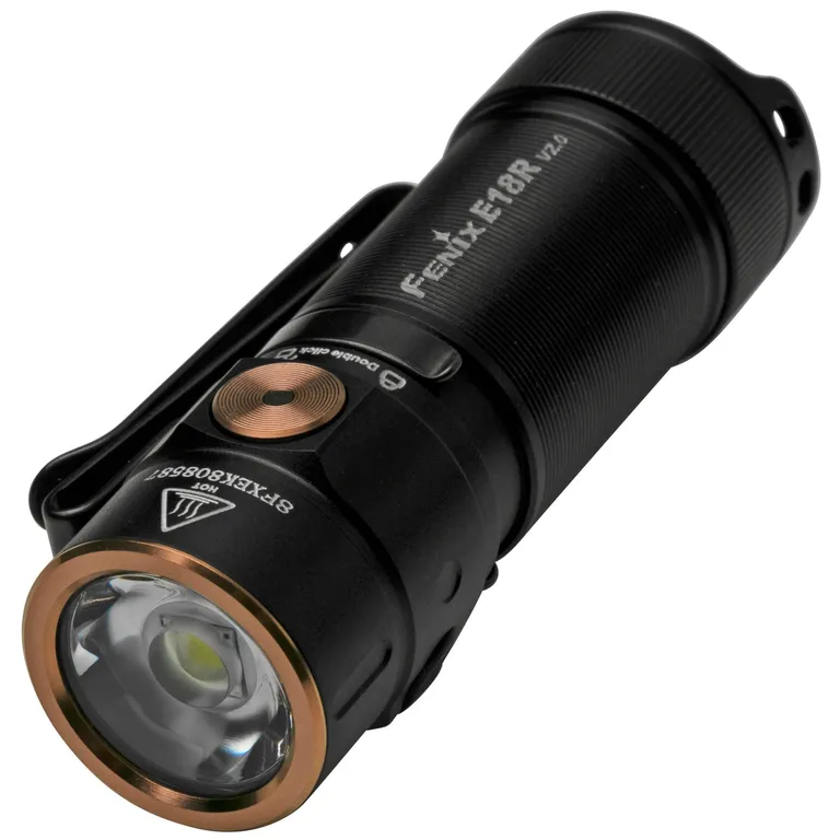 Fenix E18R V2.0 lampe de poche LED rechargeable