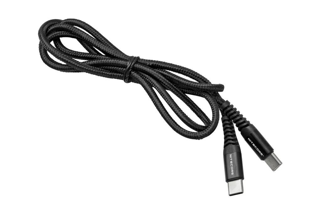 Nitecore câble de chargement USB-C vers USB-C